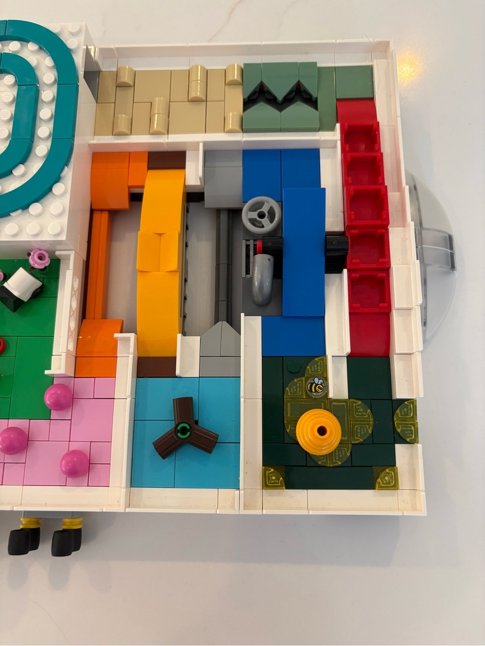 LEGO Magic Maze - Store Exclusive (40596) - Picture 4 of 6
